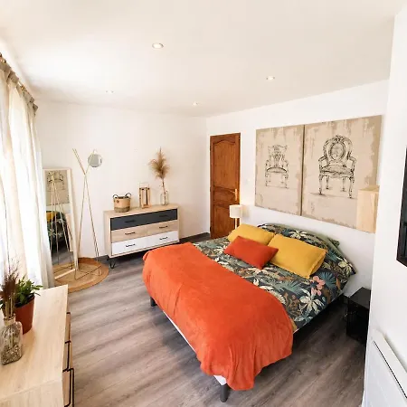 Maison Cosy En Plein Centre De 7 Personnes Et 1 Bebe Avec Patio סן-פלור